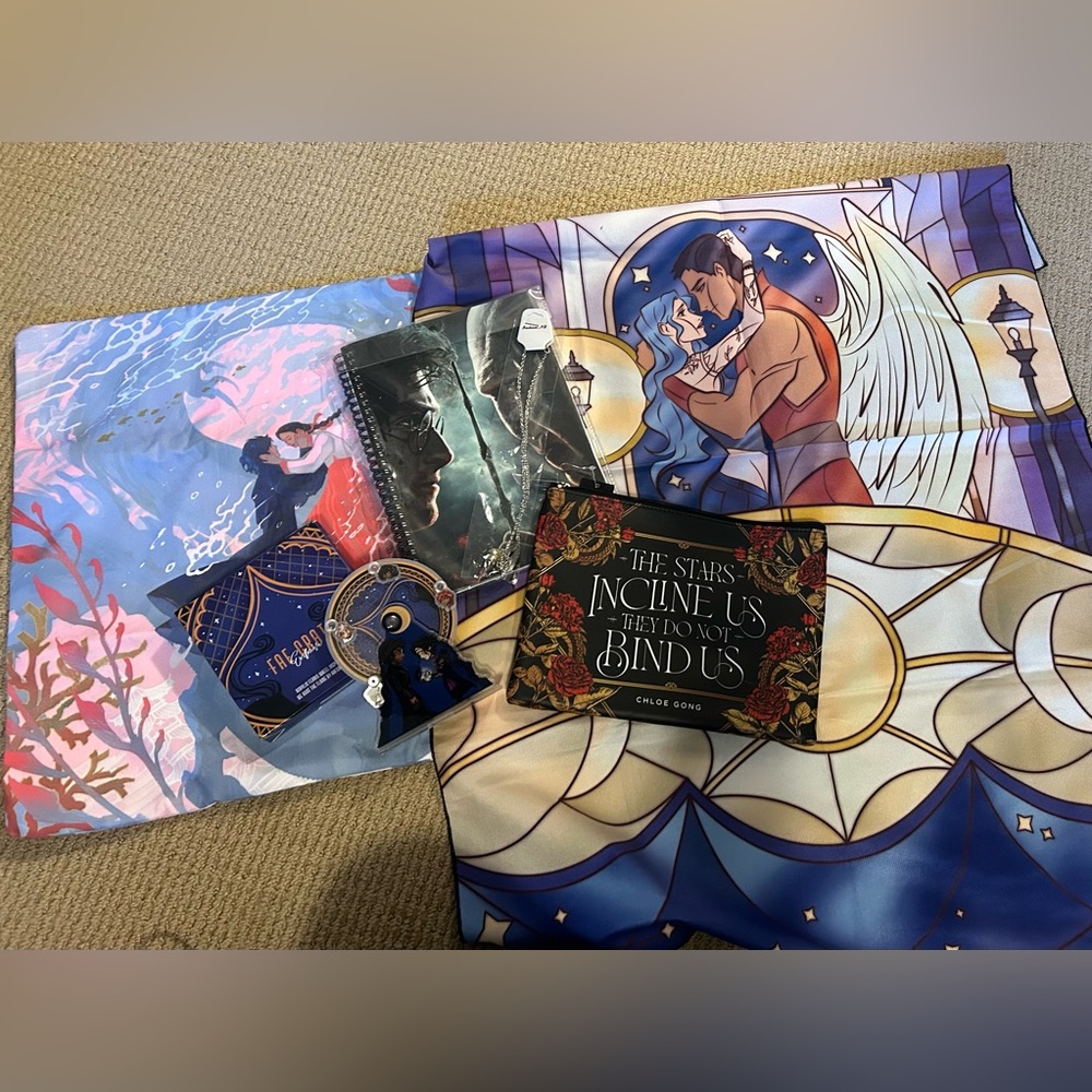 X9 Bookish Bundle of Decor and Accessories